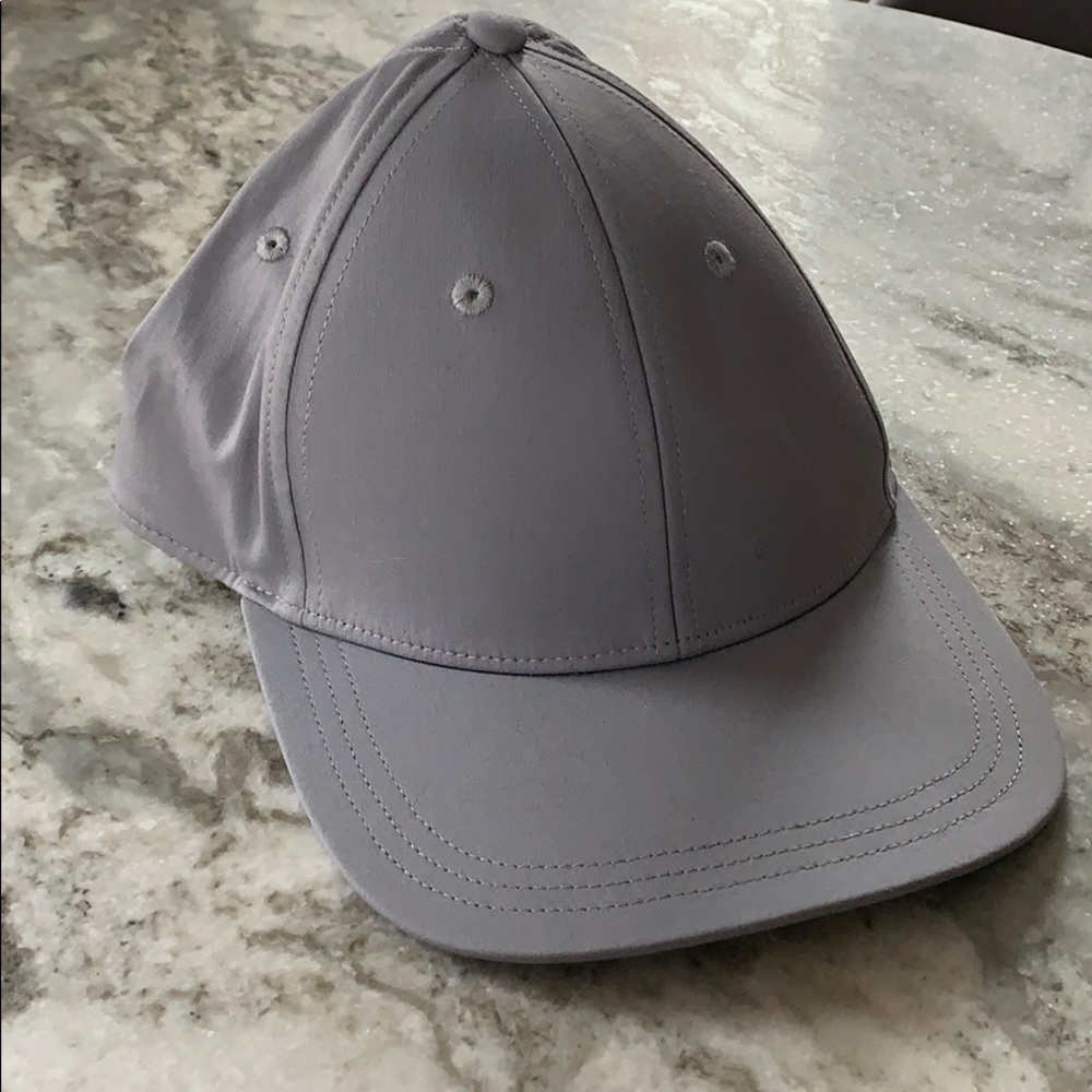 Lululemon on the fly baseball cap
